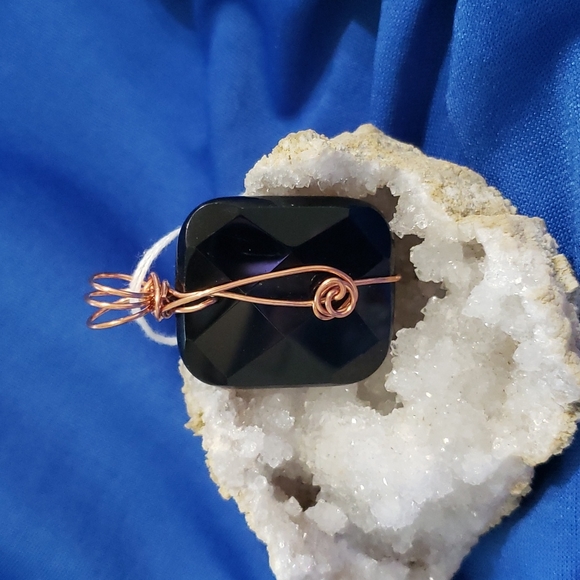 Copper Wrapped Black Onyx Pendant - Picture 3 of 7